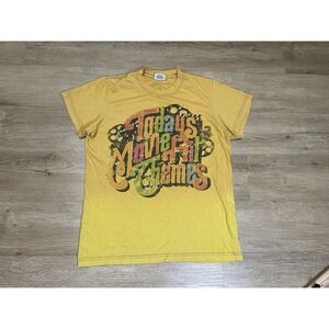 Artwork Vintage Tees Yellow Movies Film Graphic Shirt Mens Sz M Y2K 90s Tee
